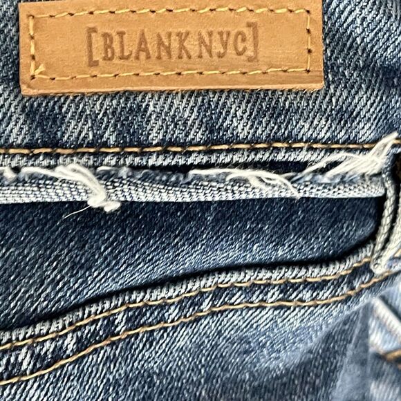 BLANKNYC Two Faced Mini Raw Hem Denim Y2K Jean Skirt Size 25 - Picture 3 of 8